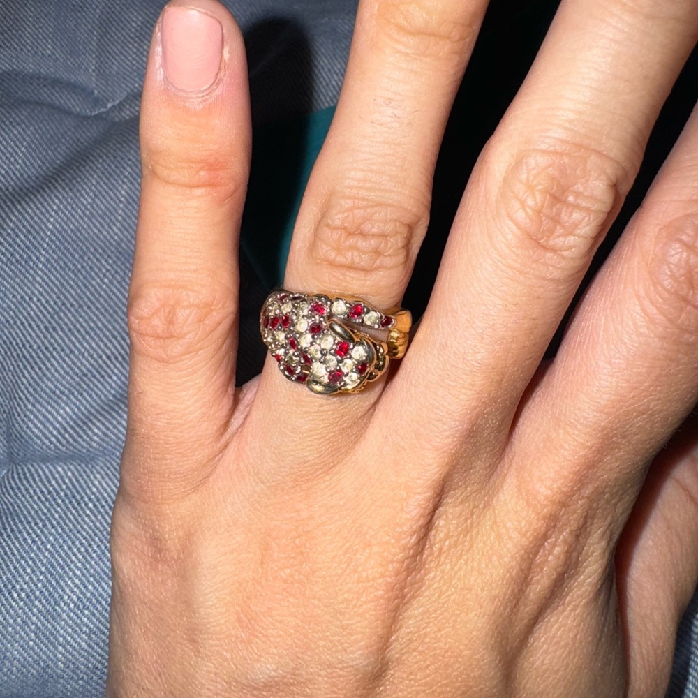 Vintage Cartier Panthere gold ring in size: 6